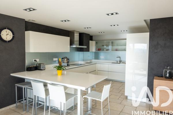 Maison à vendre 8 pièces 235 m² Crest