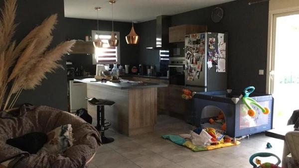 Vente                                                      Villa
                        
                     4 pièces                      88 m2                     à Claira
