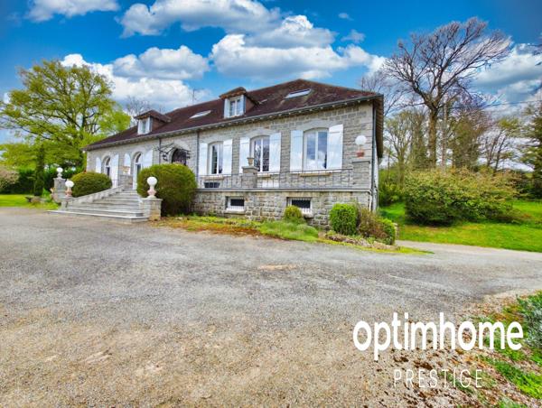 VILLA DE 296 M² AVEC SOUS-SOL, L’ENSEMBLE SUR 16340 M² DE TERRAIN CLOS