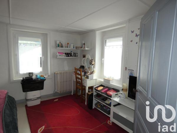 Maison de ville 8 pièces de 164 m² à Ambert (63600)