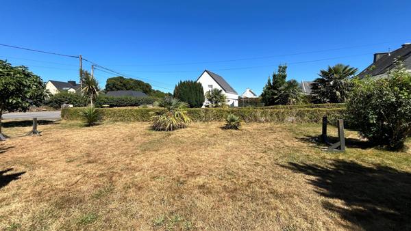 Terrain constructible au coeur de PLUVIGNER