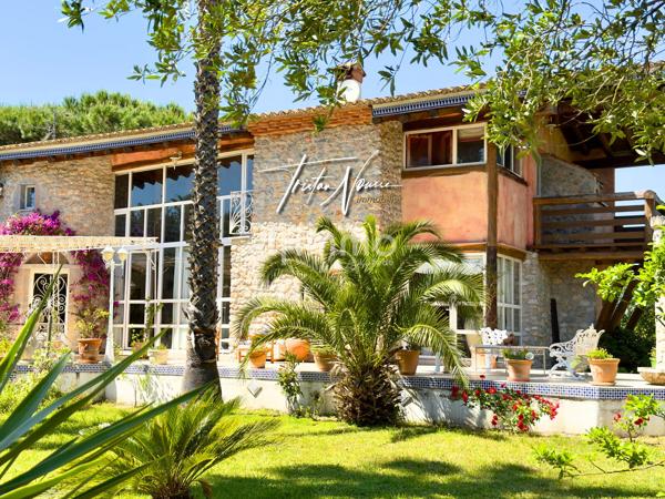 Maison d'exception - 212 m2 en 4 faces - Saint Cyprien Le Golf