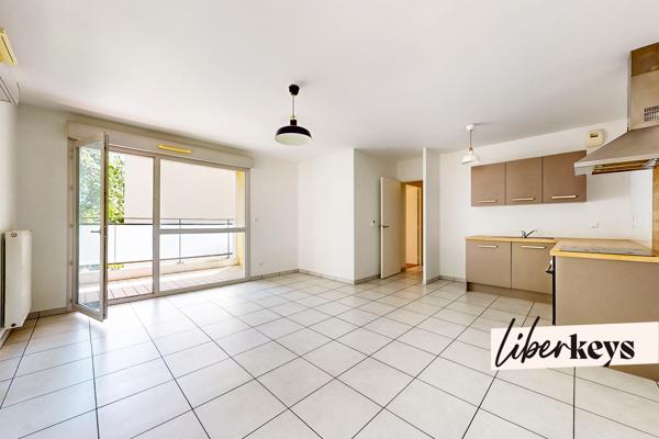 T3 lumineux avec balcon et garage double – Lyon 8