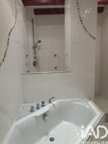 Maison à vendre 6 pièces 210 m² Beaucaire