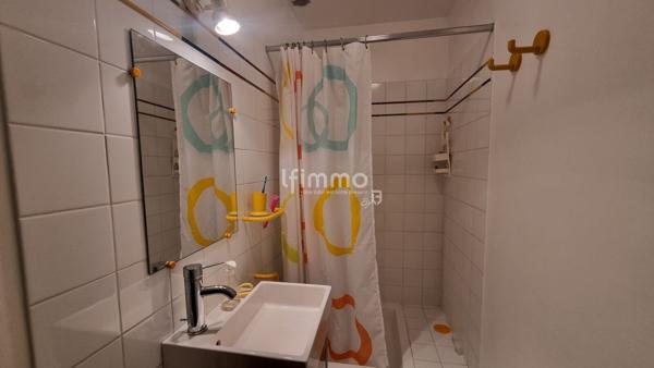 Maison ancienne rénovée de 158 m², Couëron hameau de la Galonnière.