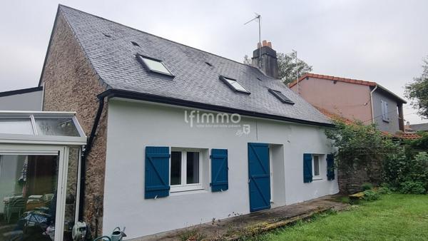 Maison ancienne rénovée de 158 m², Couëron hameau de la Galonnière.