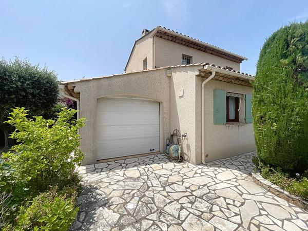 FREJUS Villa T4 Quartier résidentiel, jardin, garage, calme