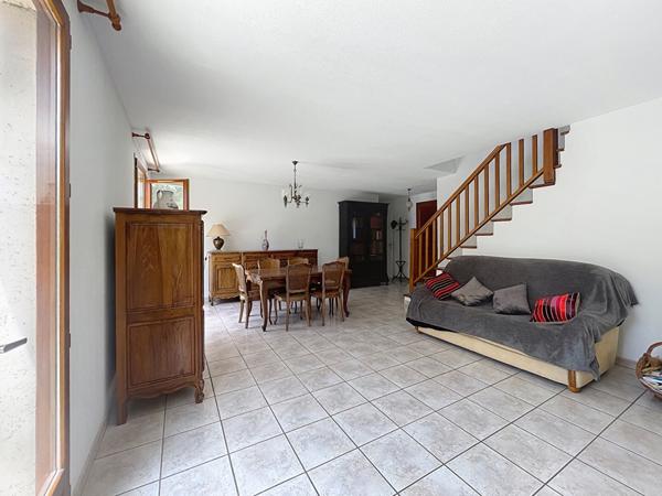 FREJUS Villa T4 Quartier résidentiel, jardin, garage, calme