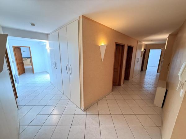 Location Appartement 4 pièces 126.69 m² - ÉPinal 88000