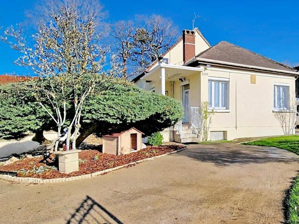 Maison à PLAISIR, 78370 - 8 pièces 145m²