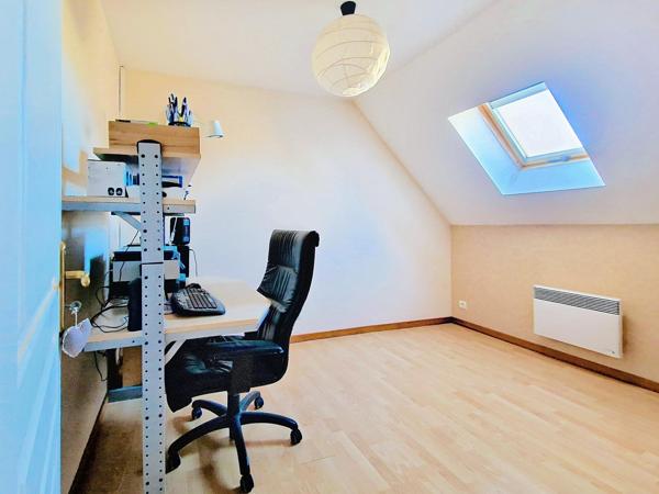 Maison à PLAISIR, 78370 - 8 pièces 145m²