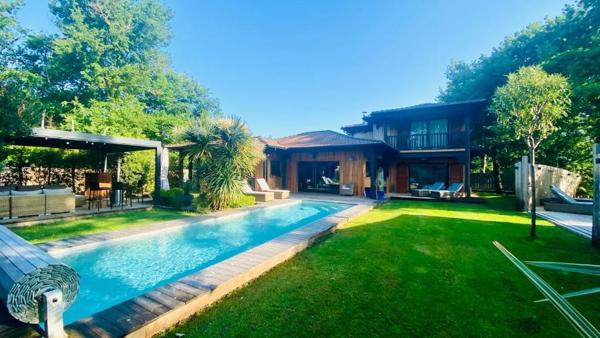 Villa 8 pièces à vendre Lège Cap Ferret - 33950 / Réf: 845