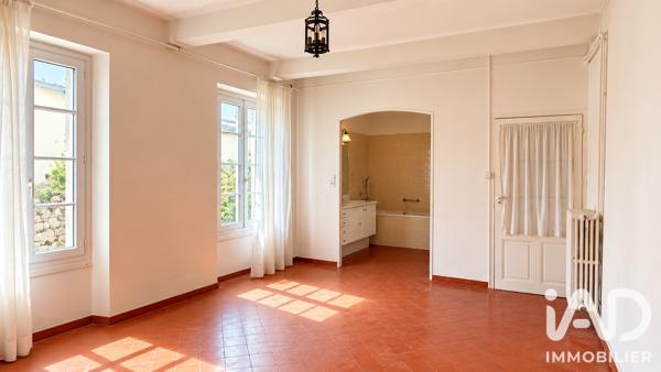 Maison à vendre 8 pièces 243,4 m² Sorgues