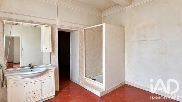 Maison à vendre 8 pièces 243,4 m² Sorgues