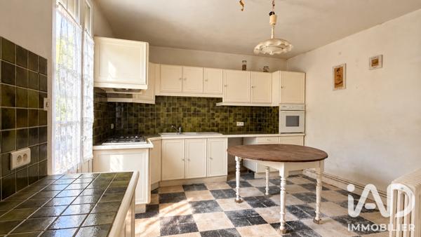 Maison à vendre 8 pièces 243,4 m² Sorgues