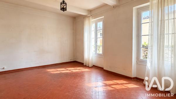 Maison à vendre 8 pièces 243,4 m² Sorgues