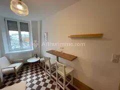 Location de vacances                                                      Appartement
                        
                     2 pièces                      27 m2                     à Montbéliard
