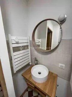 Location de vacances                                                      Appartement
                        
                     2 pièces                      27 m2                     à Montbéliard