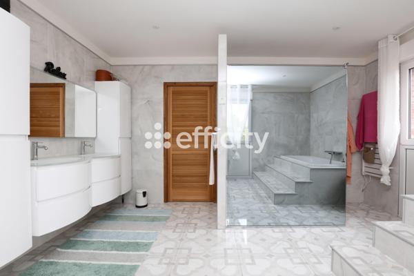 Maison 7 pièces - 220 m² Bien prestige