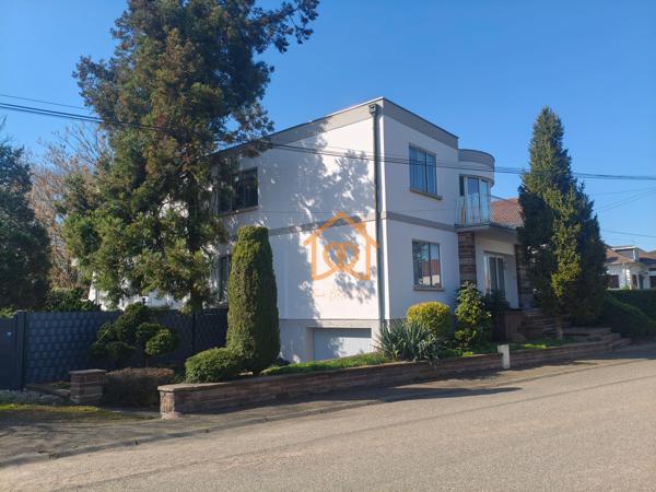Unique ! Belle Maison de 295m² Lingolsheim sur 10 ares de terrain