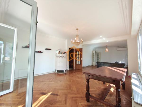 Unique ! Belle Maison de 295m² Lingolsheim sur 10 ares de terrain