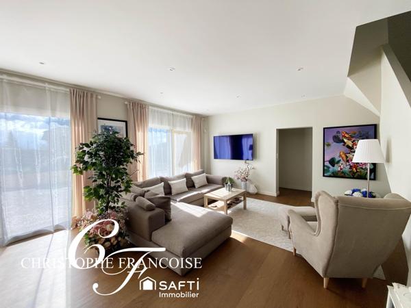 Villa contemporaine, 5 chambres, jardin avec piscine