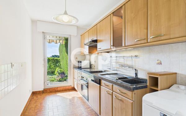 Appartement à vendre    3 pièces • 70,10 m2 Mandelieu-la-Napoule