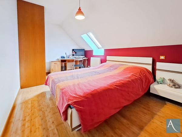 Maison Haut Standing à Ollainville 7 pièces avec 5 chambres, 152 m² + Dépendance de 19 m²