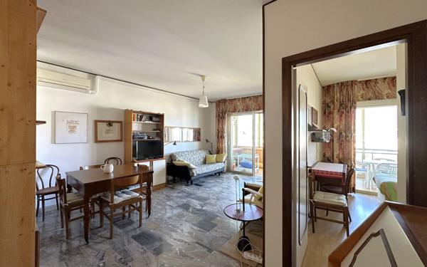 Appartement à vendre    2 pièces • 52,25 m2 Roquebrune-Cap-Martin