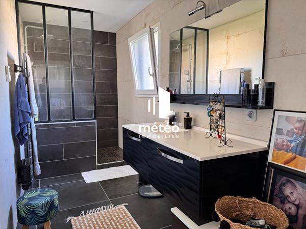 Maison 5 pièce(s) 144 m2