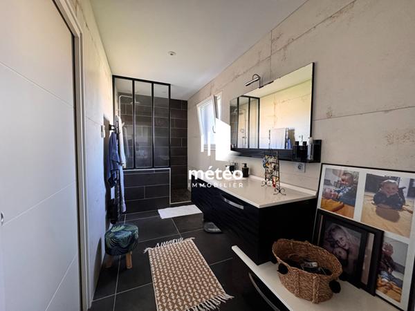 Maison 5 pièce(s) 144 m2