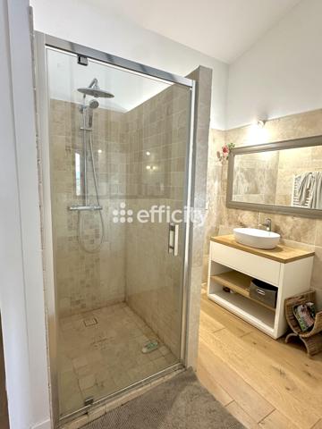 Maison 9 pièces - 230 m²