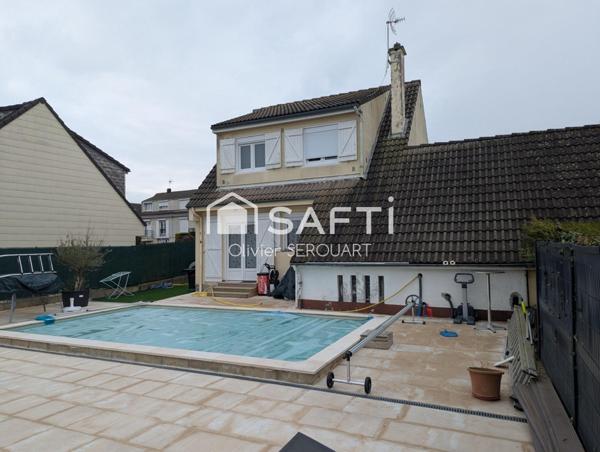 ? Maison familiale avec piscine à vendre à Harly