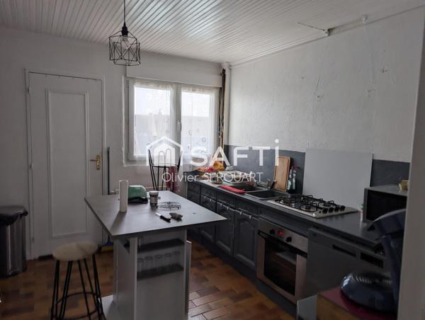 ? Maison familiale avec piscine à vendre à Harly