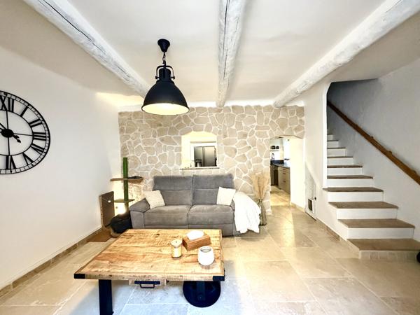 Velaux (13880) Maison de village T3 VELAUX