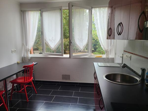 Appartement 2 pièces à vendre à Fontenay-le-Fleury, secteur calme