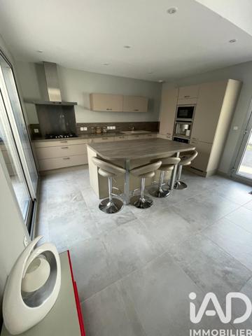 Maison à vendre 6 pièces 105 m² Reims