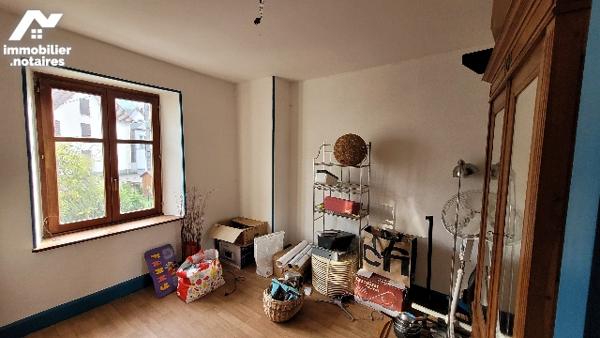 Immeuble de rapport idéal investisseur avec 6 appartements dont 5 qui sont déjà loués