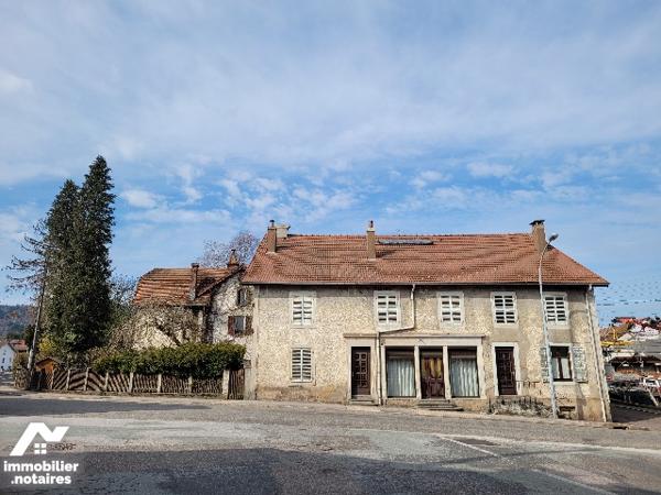 Immeuble de rapport idéal investisseur avec 6 appartements dont 5 qui sont déjà loués