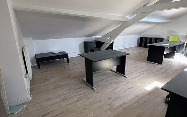 Appartement à vendre    2 pièces • 32 m2 Montreuil