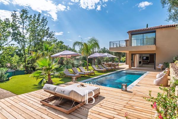Opio, Villa 5 Chambres -  323 m² à vendre