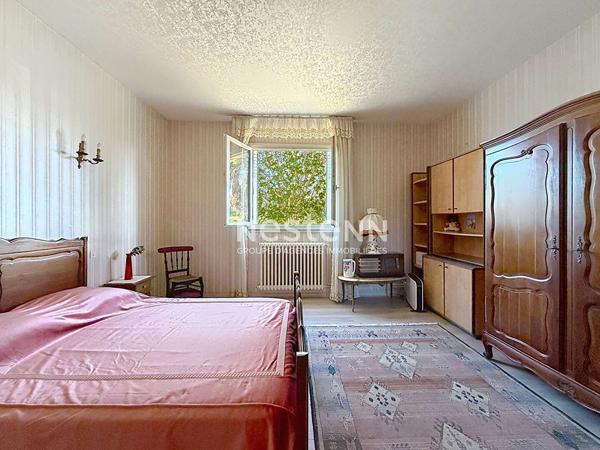 A VENDRE - MURET - Maison  140M² des années 60 avec un énorme potentiel.