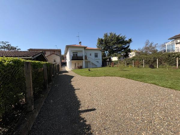 Prix en Baisse pour cette magnifique maison à AIRE SUR L'ADOUR (40)