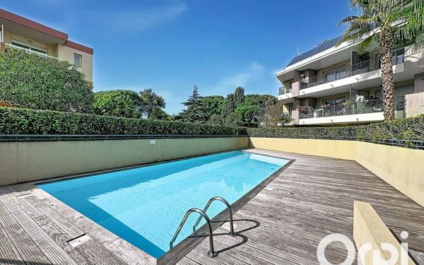 Appartement à vendre    3 pièces • 68 m2 Villeneuve-Loubet