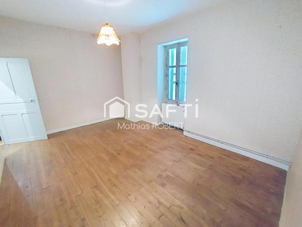 Maison d’habitation à rénover – Secteur proche N10