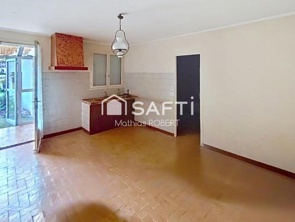 Maison d’habitation à rénover – Secteur proche N10