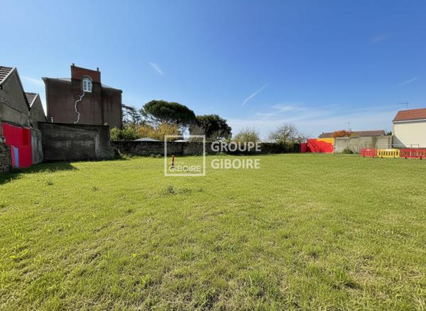 Achat Terrain - 290 m² (réf : YK26030E)