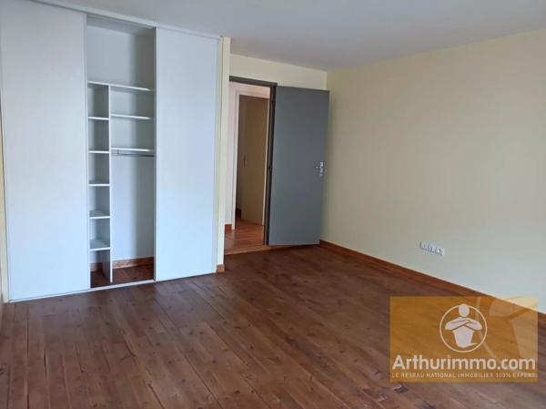 Location                                                      Appartement
                        
                     3 pièces                      66 m2                     à Sévérac-le-Château