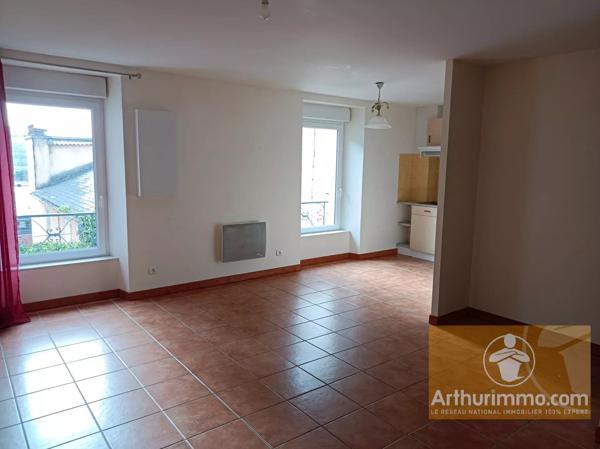 Location                                                      Appartement
                        
                     3 pièces                      66 m2                     à Sévérac-le-Château