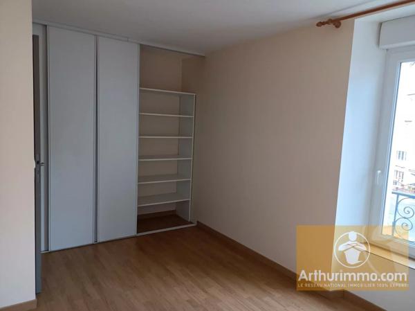 Location                                                      Appartement
                        
                     3 pièces                      66 m2                     à Sévérac-le-Château